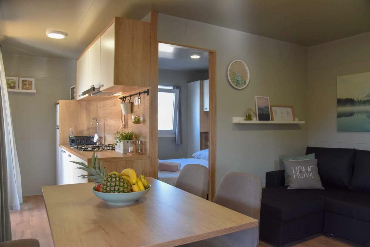 Mobile Home Laura ทิสโน ภายนอก รูปภาพ